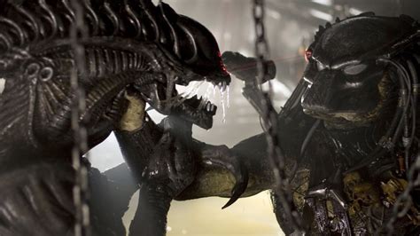 Aliens vs Predator: Requiem (2007) - AZ Movies