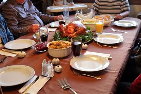 Thanksgiving Made Easy: Boston Market Thanksgiving Meals 2018