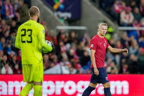 Erling Haaland struggles in Norway clash before Manchester derby