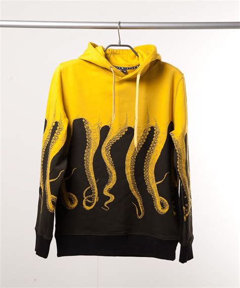 Octopus sweater, €89.00. | Sweaters, How to wear, Clothes