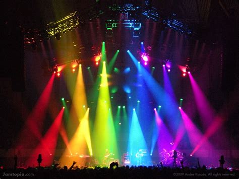 Google Image Result for http://www.stopthegreenlaser.com/images/andee-kuroda-ra | Concert lights ...