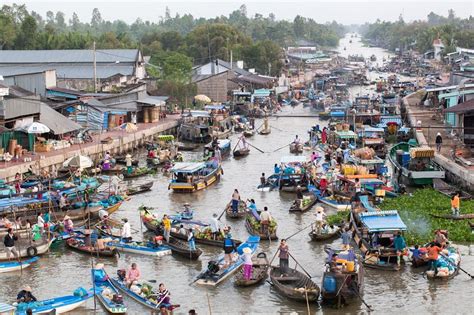 Mekong Delta Floating Markets - Things you need to know before traveling