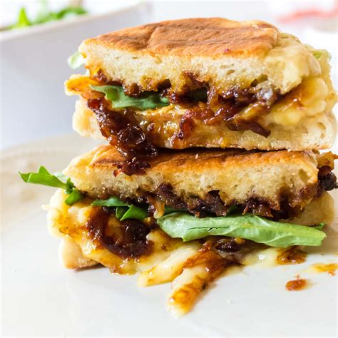 Brie Grilled Cheese With Prosciutto And Caramelized Onions