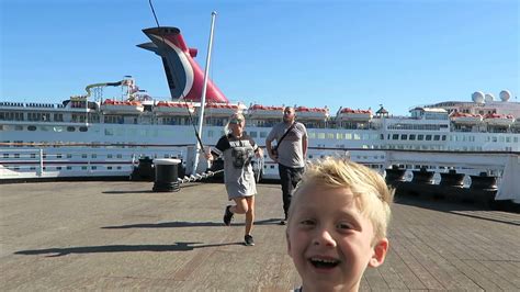 QUEEN MARY SHIP TOUR LONG BEACH - YouTube