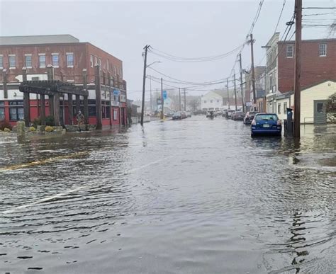 Coastal Storm Team Assesses Recent Storm Damage | Mass.gov