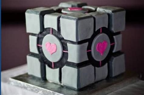 Foodista | Portal: Companion Cube Cake