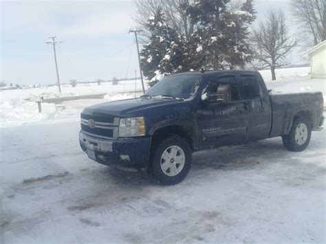 2011 2500 front grille emblem | Chevy Silverado and GMC Sierra Forum