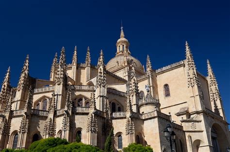 Premium Photo | Cathedral of segovia