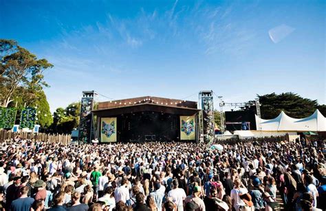 A Guide to Australia's Best Summer Festivals in 2017–18 - Concrete ...