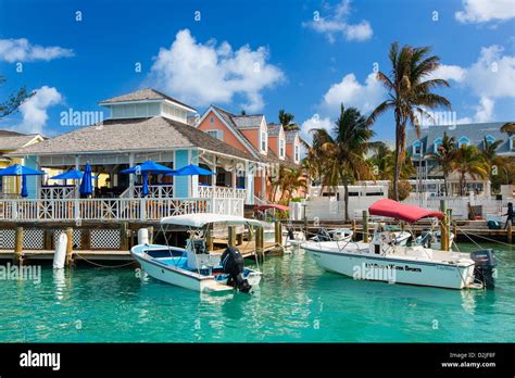 Caribbean Bahamas Harbor Island Dunmore Town Stock Photo: 53267551 - Alamy