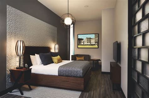 Historic Springfield Hotel Rooms and Suites at Hotel Vandivort | Springfield, MO Accommodations ...