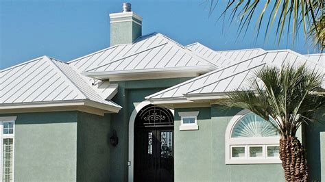 Gray Metal Roofing: Pros, Cons, & Project Photos