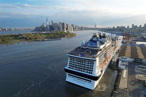 WORLD’S FASTEST GROWING CRUISE LINE SAILS INTO NEW YORK CITY AS MSC ...