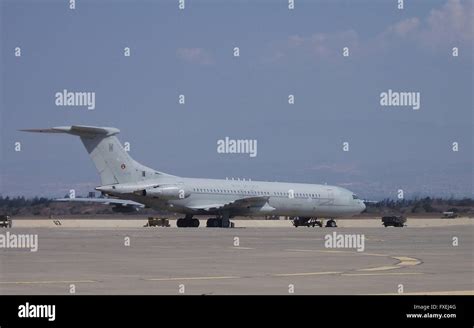 Raf vickers vc10 tanker aircraft hi-res stock photography and images - Alamy