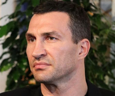 Wladimir Klitschko Biography - Facts, Childhood, Family Life & Achievements