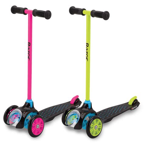 Razor Jr. t3 Scooter – Tilt-to-Turn Scooter for Ages 3+