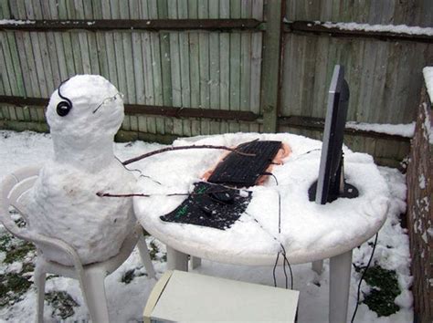 These 30 Crazy Snowman Ideas Would Make Calvin And Hobbes Proud | Bored Panda