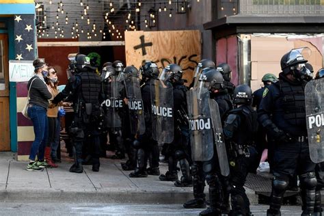 George Floyd protests: Police destroy a medic station in Asheville