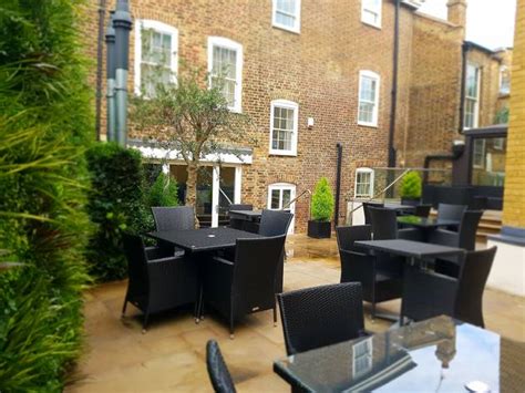 The Westbridge Hotel Restaurant | Restaurants in Stratford, London