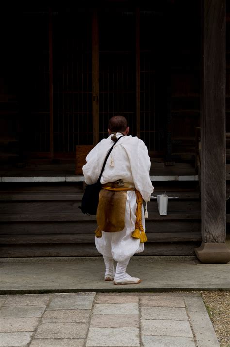 The Yamabushi: Holy Men of Shugendō | KCP International