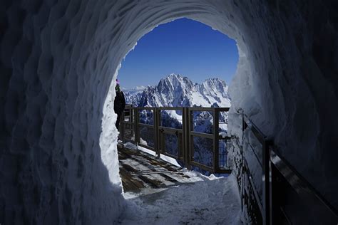 Aiguille du midi cable car | Savoie Mont Blanc (Savoie et Haute Savoie) - Alpes