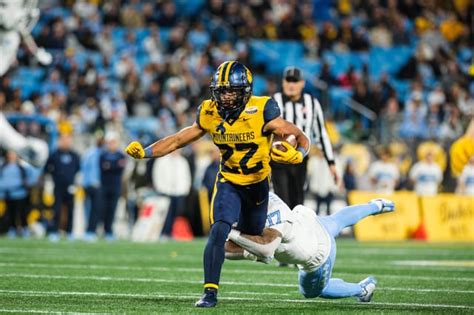 2023 Duke’s Mayo Bowl WVU vs UNC : r/sportsphotography