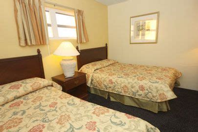 Motels in Wildwood, NJ :: Quebec Motel By-The-Sea | Accommodations ...