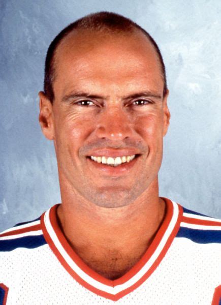 Mark Messier Hockey Stats and Profile at hockeydb.com