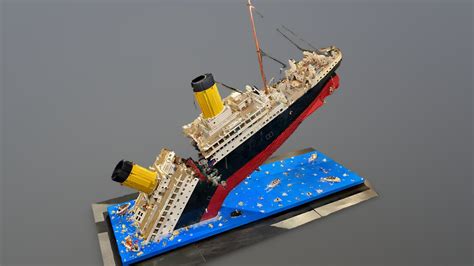 Titanic Sinking Model