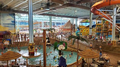 9 Best Indoor Water Parks in Ohio and Nearby States This 2022 | TouristSecrets