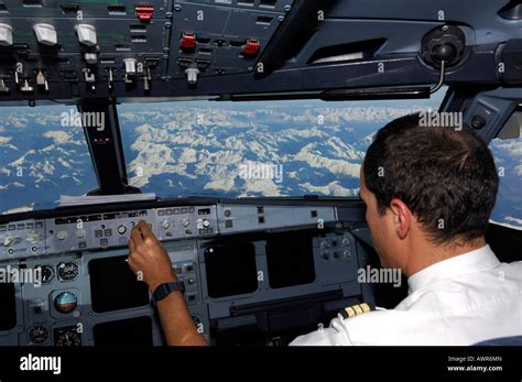 Airbus A310 Cockpit Instruments