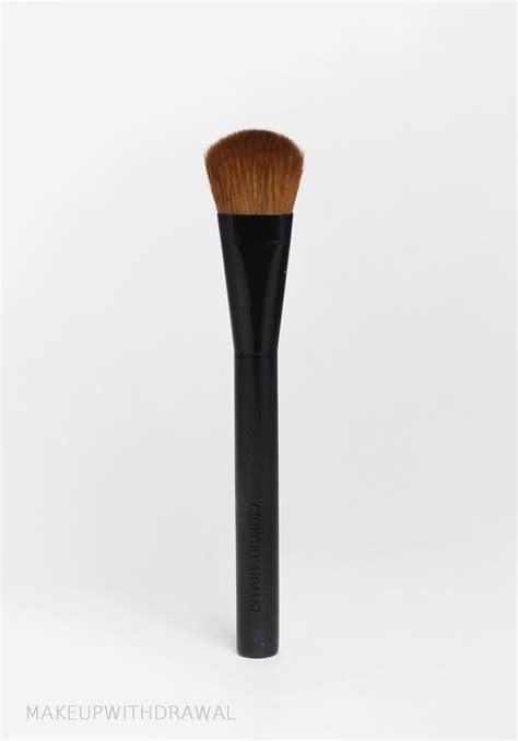 Giorgio Armani Blender Brush | Makeup Withdrawal