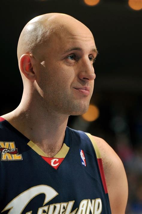 Zydrunas Ilgauskas | 2006-2010 Photo Gallery | NBA.com