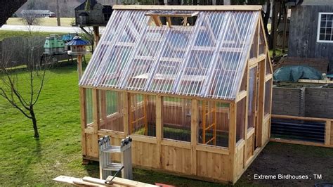 DIY 4X4 Greenhouse | Diy greenhouse, Backyard greenhouse, Greenhouse plans