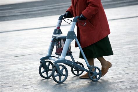 The 10 Best Walkers For Seniors And Elderly In 2024 - Mobility With Love