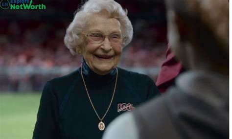 Chicago Bears Owner Virginia Halas McCaskey Net Worth, Family, Wiki ...