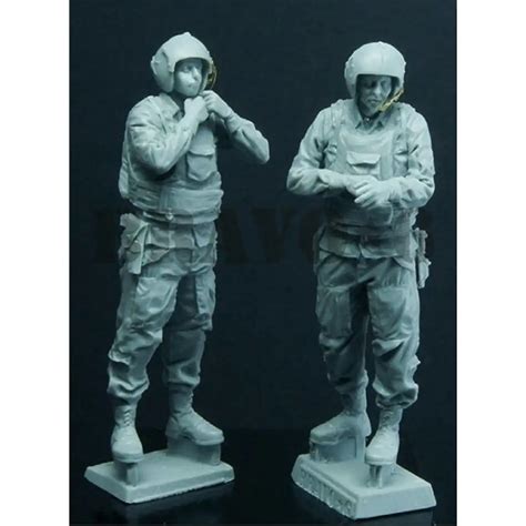 1/35 2pcs Resin Model Kit Vietnam War US Army Helicopter Pilots Unpain ...