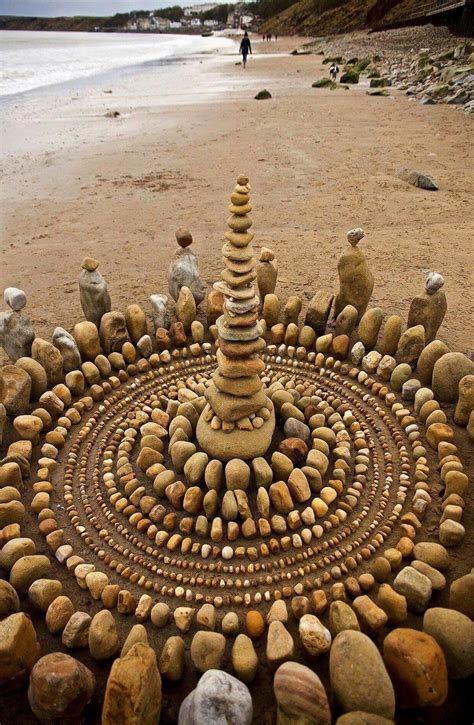 Rock stacking at its best | Stone artwork, Earth art, Outdoor art