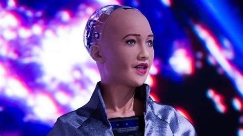 Humanoid Robot “Sophia” is Going Into Mass Production This Year