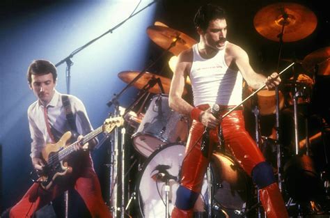 Queen's 'Another One Bites the Dust' Tops Hot 100 in 1980: Rewinding ...