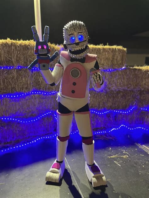 My Funtime Freddy cosplay from FNAF! : r/cosplay