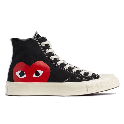 Play Comme Des Garçons x Converse: - Polkadot