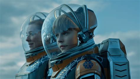 'Lost in Space': What to expect in Season 2, now streaming