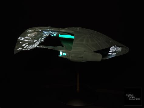 Romulan Warbird | Motion Picture Miniatures