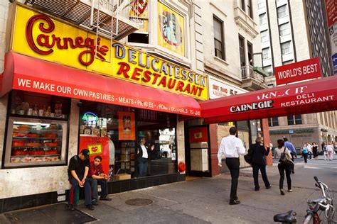 Carnegie Deli pop-up already has 6,000-person waiting list | Fox News