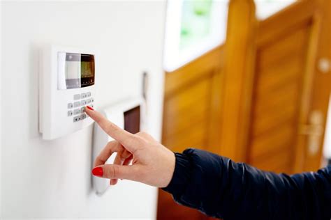 Best Apartment Security Systems | Swiftlane