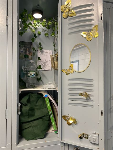 ･ﾟ: * ･ﾟ:* | Locker designs, School locker decorations, Locker decorations