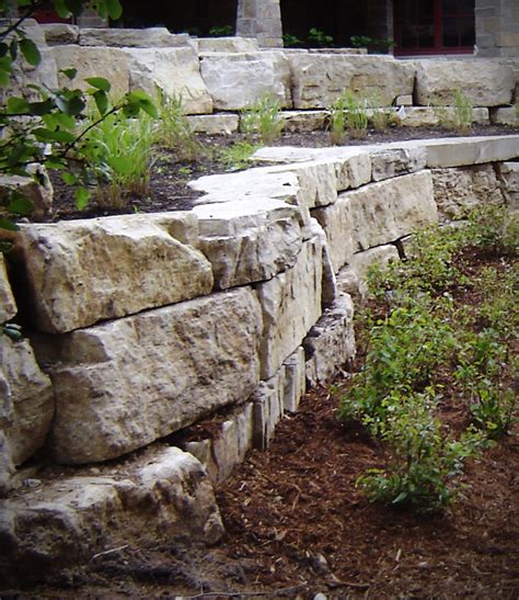 Retaining Wall Ideas to Help You Create Your Own Garden Paradise