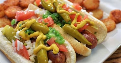 21 Hot Dog Toppings That Are So Crazy, You Just Have To Try Them For Yourself | Hot dog toppings ...