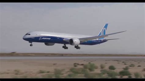 Take a bow: Boeing 787-10 Takeoff performance testing - YouTube